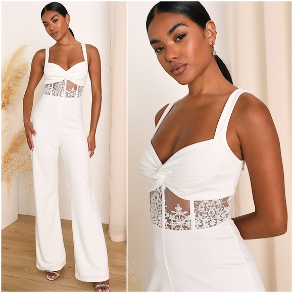 NWT LULUS Sweetheart Neck Sheer Floral Embroidered Bustier Wide Leg Jumpsuit M - Picture 1 of 5